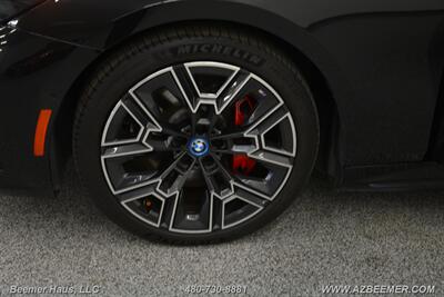 2025 BMW i5 eDrive40   - Photo 46 - Mesa, AZ 85202