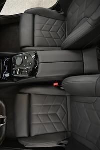 2025 BMW i5 eDrive40   - Photo 19 - Mesa, AZ 85202