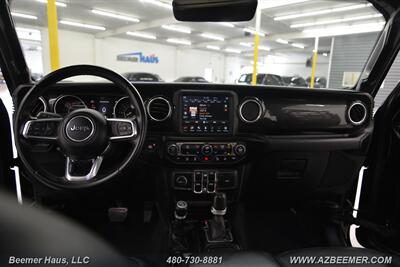 2020 Jeep Wrangler Unlimited Sahara   - Photo 25 - Mesa, AZ 85202