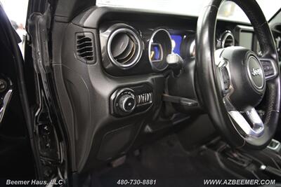 2020 Jeep Wrangler Unlimited Sahara   - Photo 13 - Mesa, AZ 85202