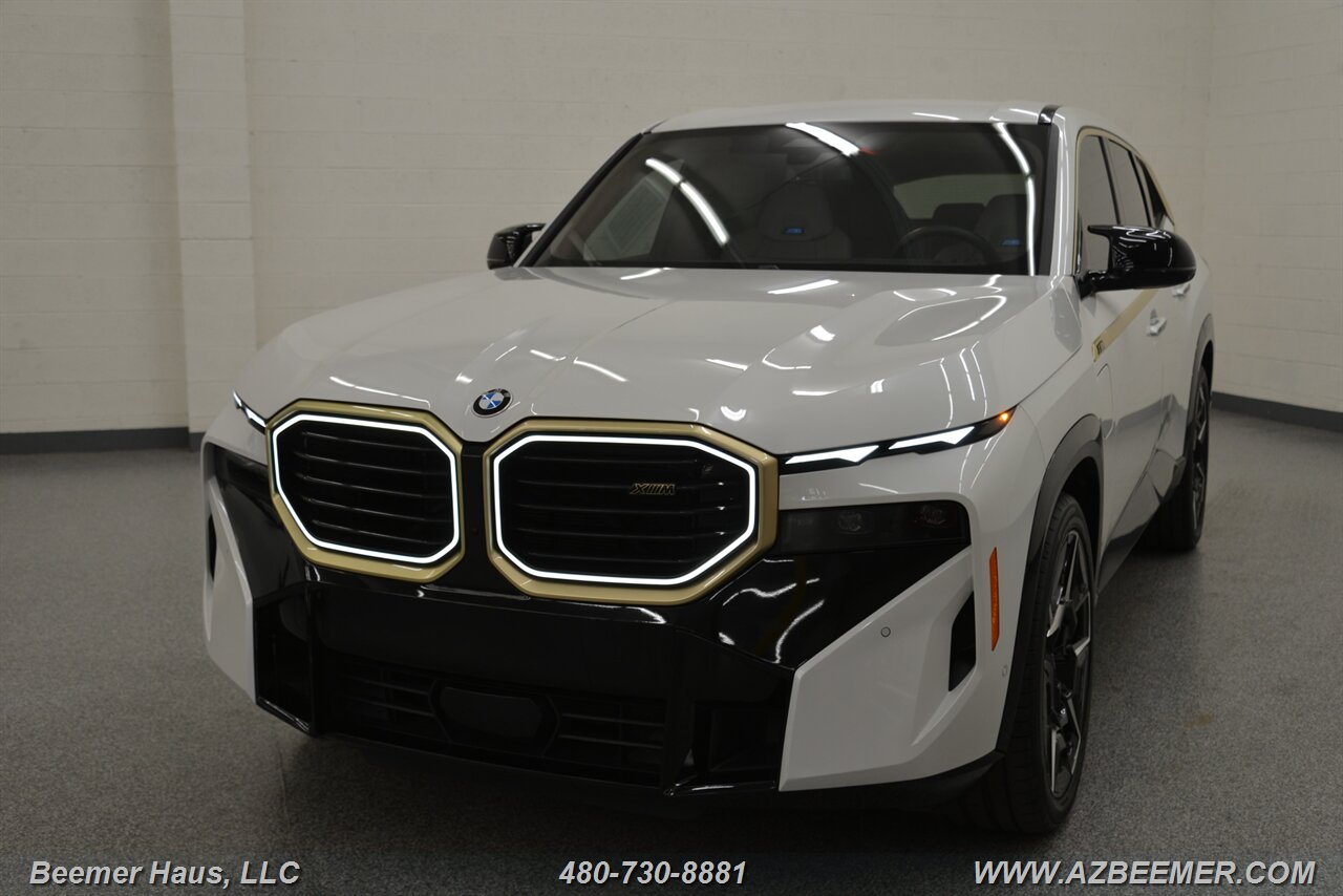 2024 BMW XM   - Photo 1 - Mesa, AZ 85202