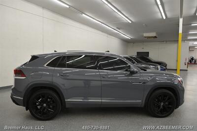 2024 Volkswagen Atlas Cross Sport SEL Premium R-Line 4Motio   - Photo 8 - Mesa, AZ 85202
