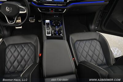 2024 Volkswagen Atlas Cross Sport SEL Premium R-Line 4Motio   - Photo 18 - Mesa, AZ 85202