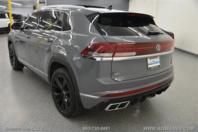 2024 Volkswagen Atlas Cross Sport SEL Premium R-Line 4Motio   - Photo 11 - Mesa, AZ 85202
