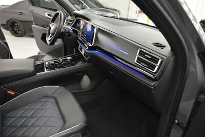 2024 Volkswagen Atlas Cross Sport SEL Premium R-Line 4Motio   - Photo 20 - Mesa, AZ 85202