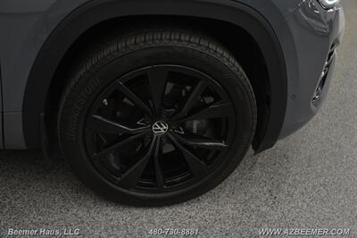 2024 Volkswagen Atlas Cross Sport SEL Premium R-Line 4Motio   - Photo 44 - Mesa, AZ 85202