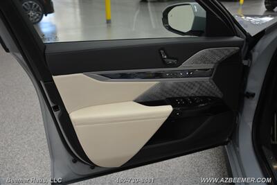2023 BMW 7 Series 760i xDrive   - Photo 40 - Mesa, AZ 85202