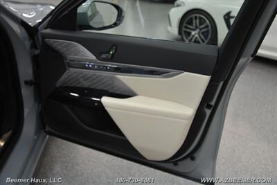 2023 BMW 7 Series 760i xDrive   - Photo 44 - Mesa, AZ 85202