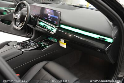 2025 BMW i5 xDrive40   - Photo 18 - Mesa, AZ 85202