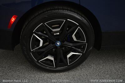 2024 BMW iX xDrive50   - Photo 43 - Mesa, AZ 85202