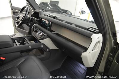 2024 Land Rover Defender 110 P400 S   - Photo 19 - Mesa, AZ 85202