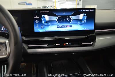 2024 BMW 5 Series 530i   - Photo 30 - Mesa, AZ 85202