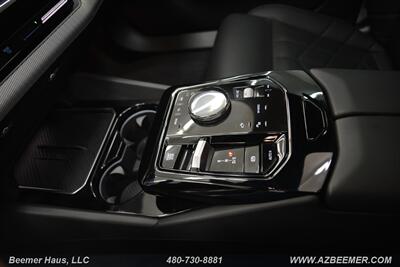 2024 BMW 5 Series 530i   - Photo 33 - Mesa, AZ 85202