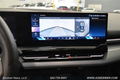 2024 BMW 5 Series 530i   - Photo 35 - Mesa, AZ 85202