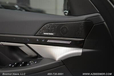 2024 BMW 5 Series 530i   - Photo 38 - Mesa, AZ 85202