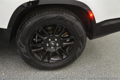 2023 Land Rover Defender 130 S   - Photo 44 - Mesa, AZ 85202