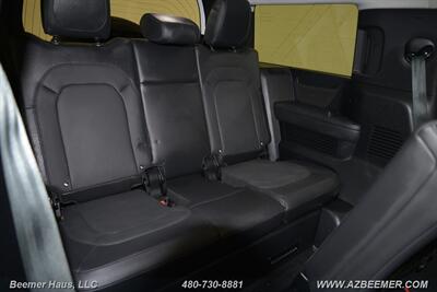 2023 Land Rover Defender 130 S   - Photo 22 - Mesa, AZ 85202