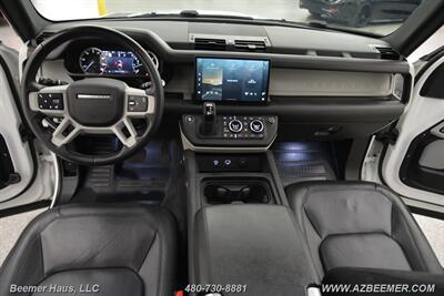 2023 Land Rover Defender 130 S   - Photo 14 - Mesa, AZ 85202