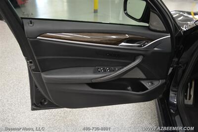 2019 BMW 5 Series 540i   - Photo 39 - Mesa, AZ 85202