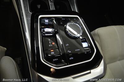 2023 BMW 7 Series 740i   - Photo 37 - Mesa, AZ 85202