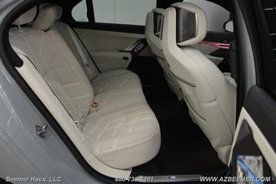 2023 BMW 7 Series 740i   - Photo 18 - Mesa, AZ 85202