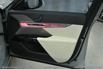 2023 BMW 7 Series 740i   - Photo 44 - Mesa, AZ 85202