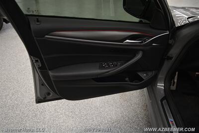 2022 BMW 5 Series 530i   - Photo 38 - Mesa, AZ 85202