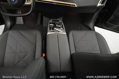2024 BMW iX xDrive50   - Photo 19 - Mesa, AZ 85202