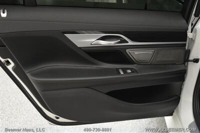 2019 BMW 7 Series 740i   - Photo 40 - Mesa, AZ 85202