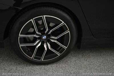 2025 BMW 7 Series 750e xDrive   - Photo 45 - Mesa, AZ 85202