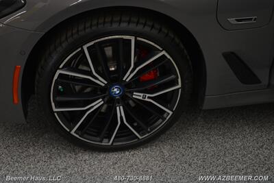 2022 BMW 5 Series 530e   - Photo 48 - Mesa, AZ 85202