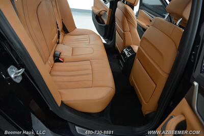 2022 BMW 5 Series M550i xDrive   - Photo 23 - Mesa, AZ 85202