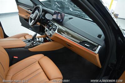 2022 BMW 5 Series M550i xDrive   - Photo 20 - Mesa, AZ 85202