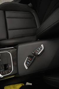 2023 BMW 3 Series 330e   - Photo 35 - Mesa, AZ 85202