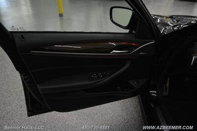 2019 BMW 5 Series 540i   - Photo 37 - Mesa, AZ 85202