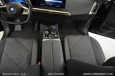 2022 BMW iX xDrive50   - Photo 17 - Mesa, AZ 85202
