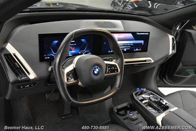 2022 BMW iX xDrive50   - Photo 13 - Mesa, AZ 85202
