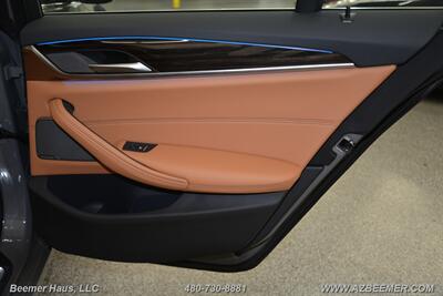 2022 BMW 5 Series 530e   - Photo 42 - Mesa, AZ 85202