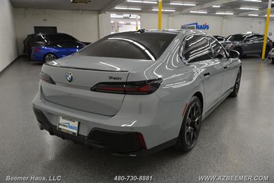 2024 BMW 7 Series 740i   - Photo 9 - Mesa, AZ 85202