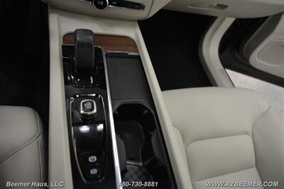2022 Volvo XC60 Recharge T8 Inscription Expression   - Photo 31 - Mesa, AZ 85202