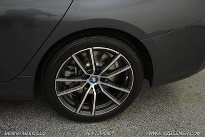 2022 BMW 3 Series 330e   - Photo 48 - Mesa, AZ 85202