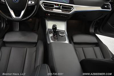 2022 BMW 3 Series 330e   - Photo 17 - Mesa, AZ 85202