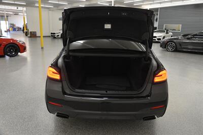 2023 BMW 5 Series 530i   - Photo 43 - Mesa, AZ 85202