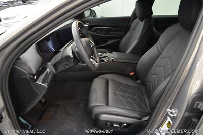 2024 BMW 5 Series 530i   - Photo 11 - Mesa, AZ 85202