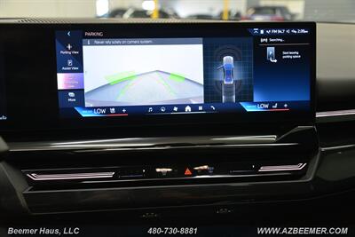 2024 BMW 5 Series 530i   - Photo 31 - Mesa, AZ 85202
