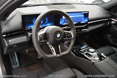 2024 BMW 5 Series 530i   - Photo 13 - Mesa, AZ 85202
