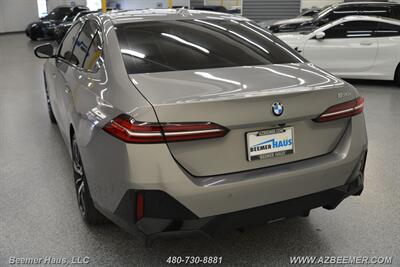 2024 BMW 5 Series 530i   - Photo 10 - Mesa, AZ 85202