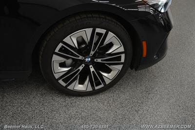 2024 BMW 5 Series 530i   - Photo 45 - Mesa, AZ 85202