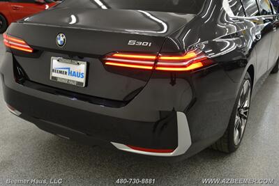 2024 BMW 5 Series 530i   - Photo 43 - Mesa, AZ 85202