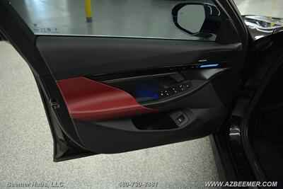 2024 BMW 5 Series 530i   - Photo 39 - Mesa, AZ 85202